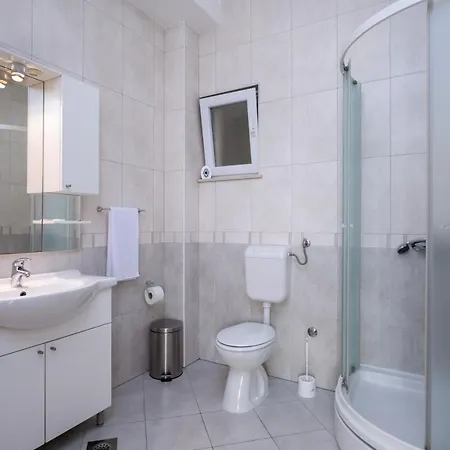 Brigita Apartamento *